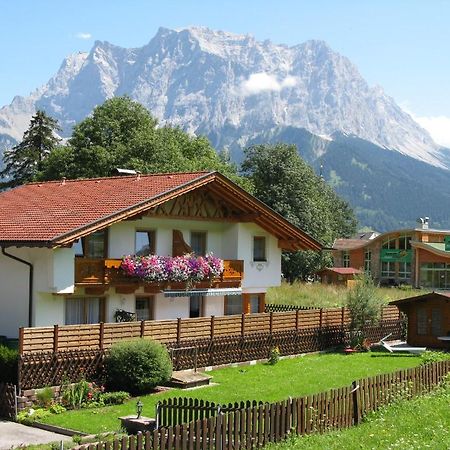 Appartements Schneezauber Lermoos Luaran gambar