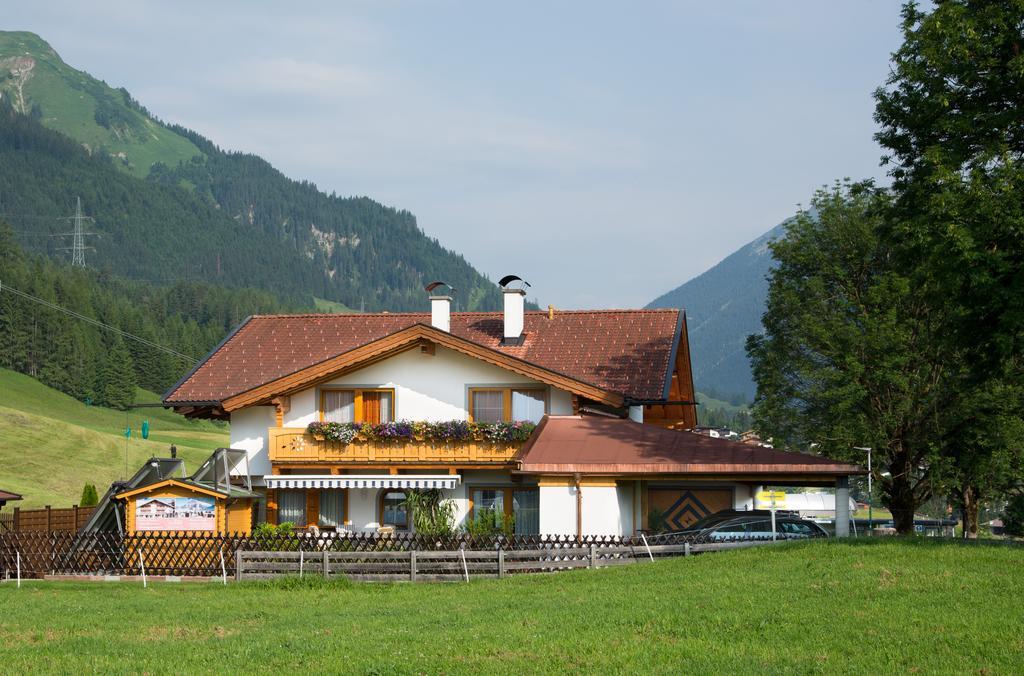 Appartements Schneezauber Lermoos Luaran gambar