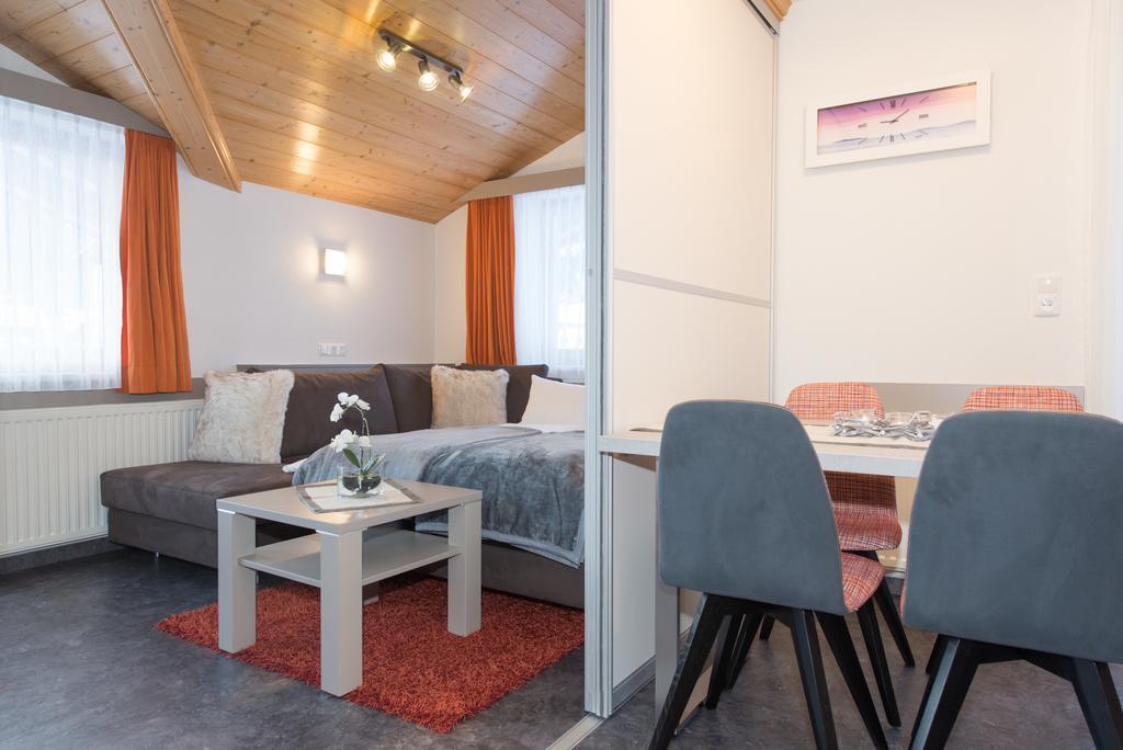 Appartements Schneezauber Lermoos Bilik gambar