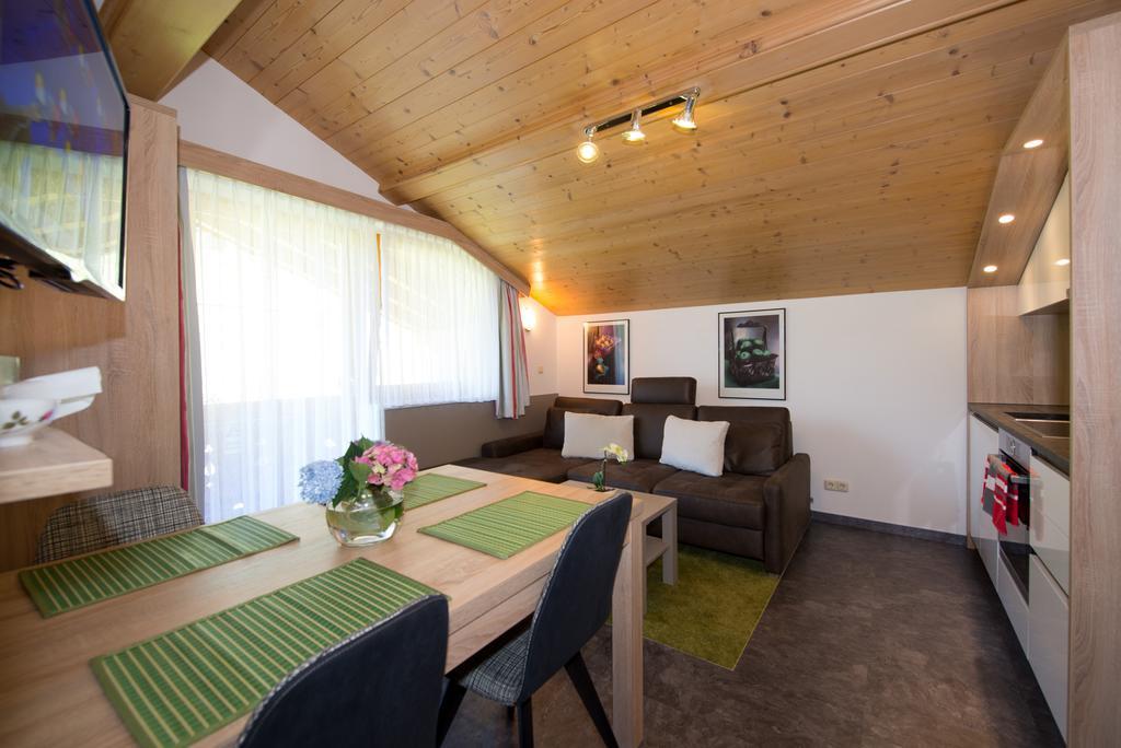 Appartements Schneezauber Lermoos Luaran gambar