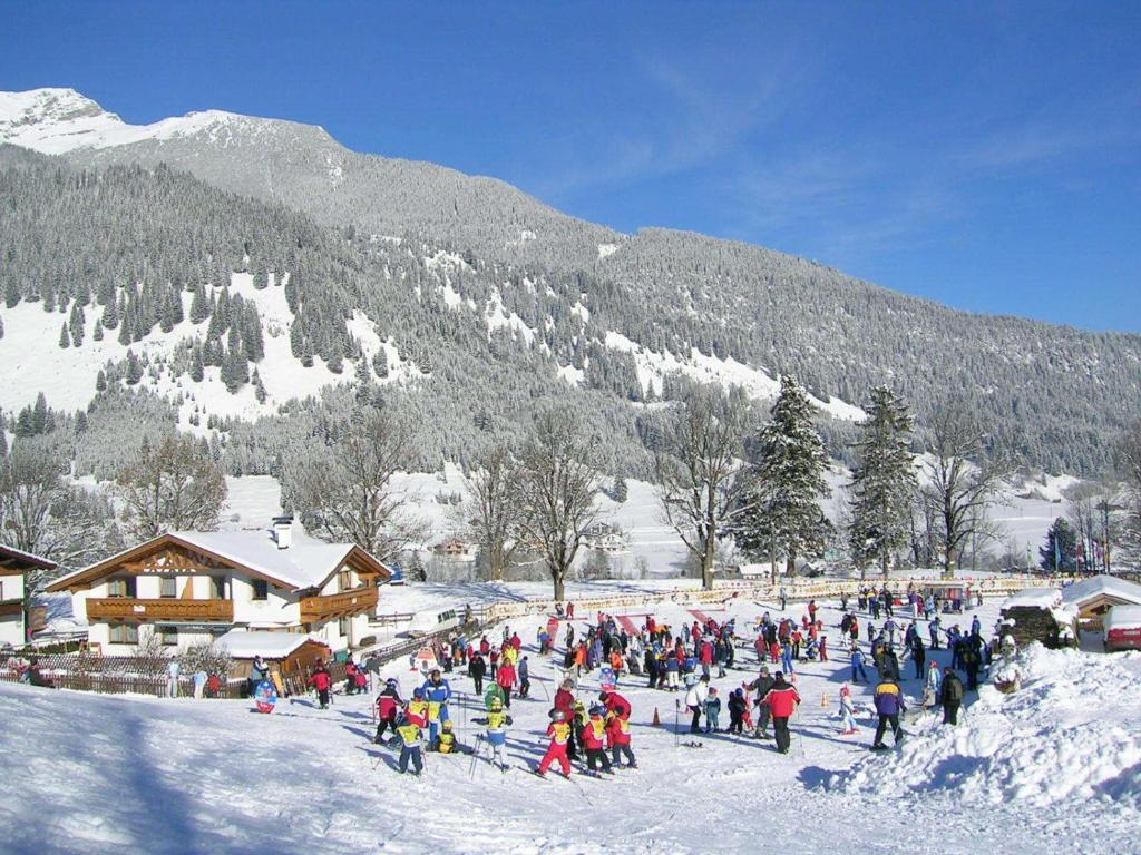 Appartements Schneezauber Lermoos Luaran gambar